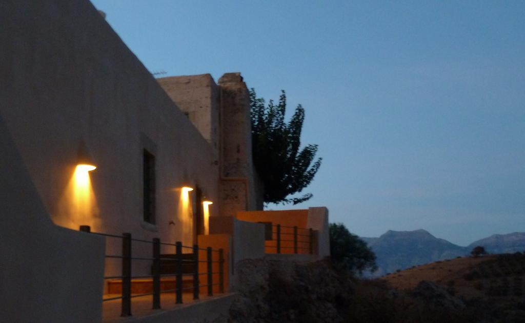 Agapi Holiday House Sivas Exterior photo